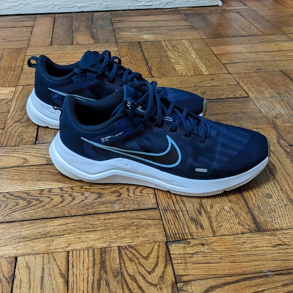 EUC Size 11 - Nike Downshifter 12 Midnight Navy